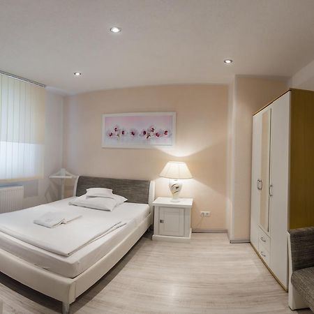 Pension Donau Hannover Bagian luar foto