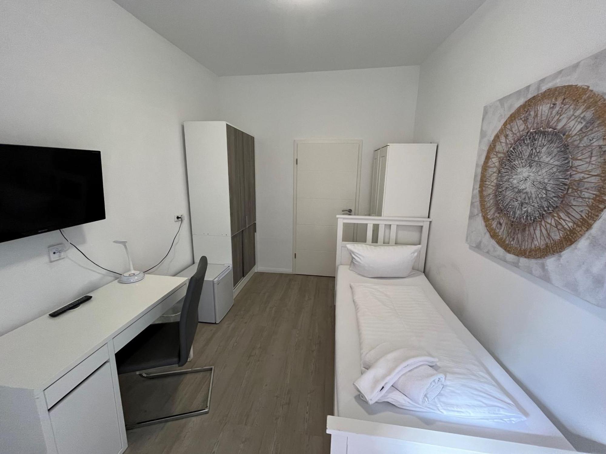 Pension Donau Hannover Bagian luar foto