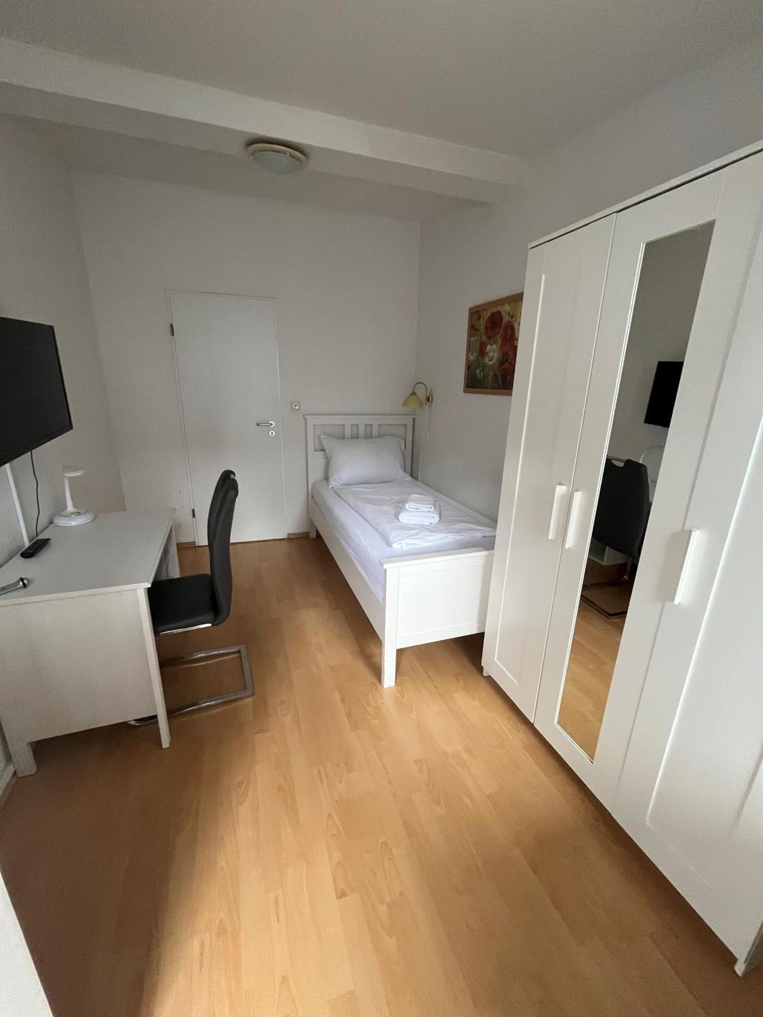 Pension Donau Hannover Bagian luar foto