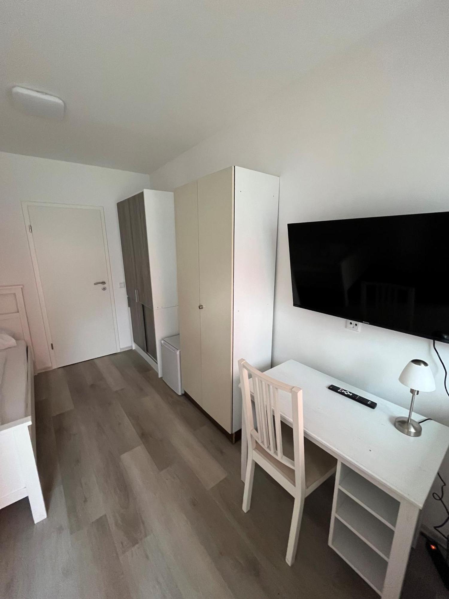 Pension Donau Hannover Bagian luar foto