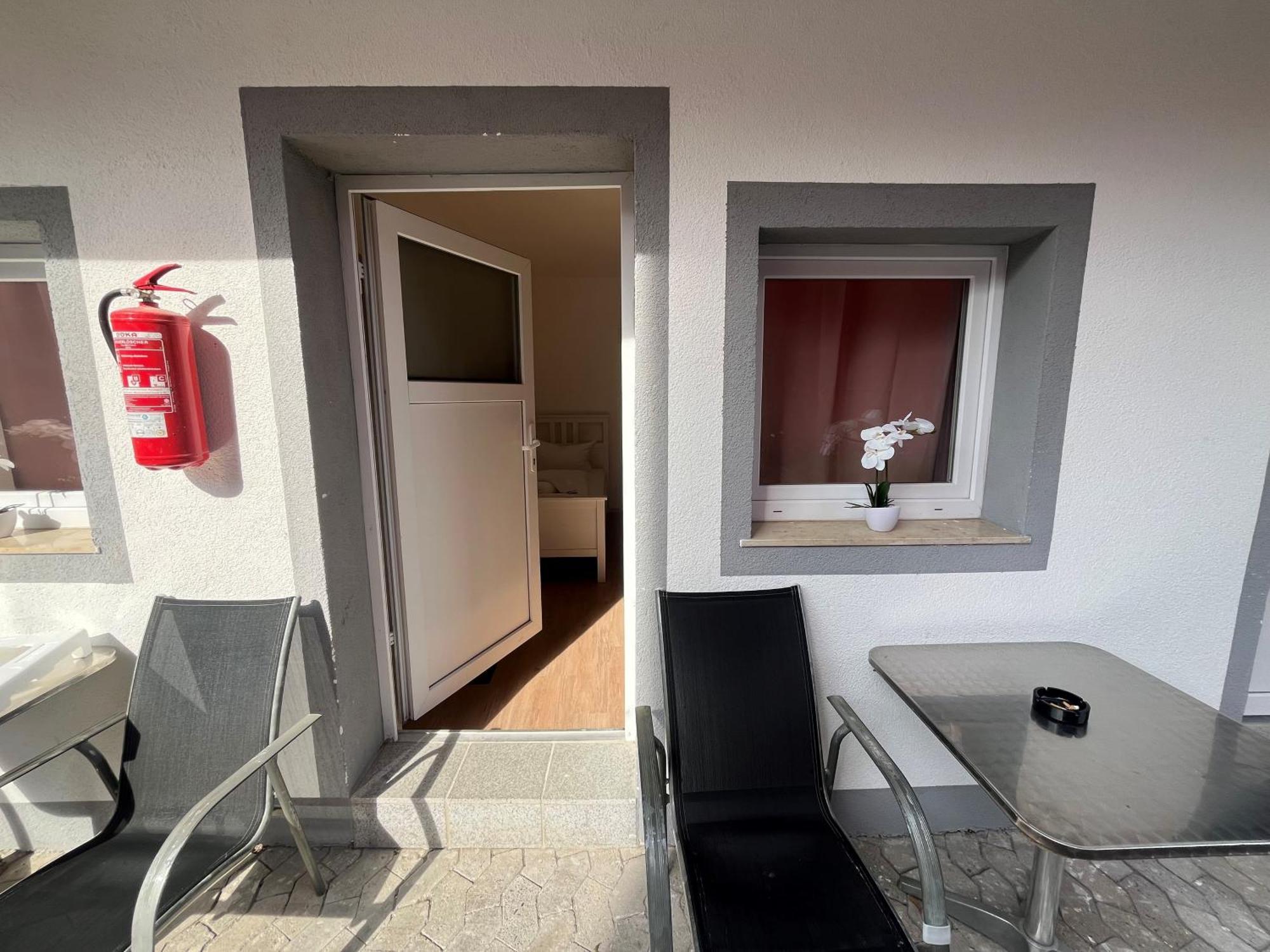 Pension Donau Hannover Bagian luar foto